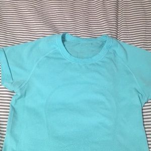 Lululemon run swiftly short sleeve shirt 6 or 8